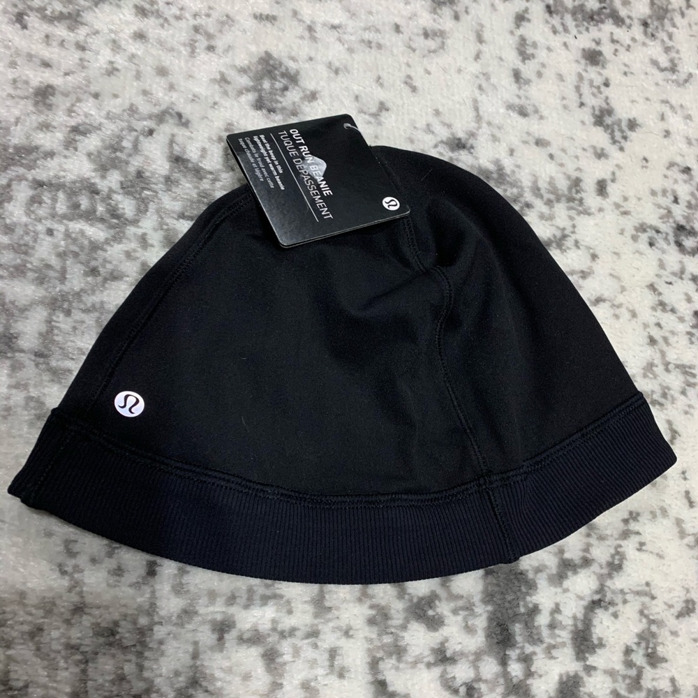 Lululemon Out Run Beanie